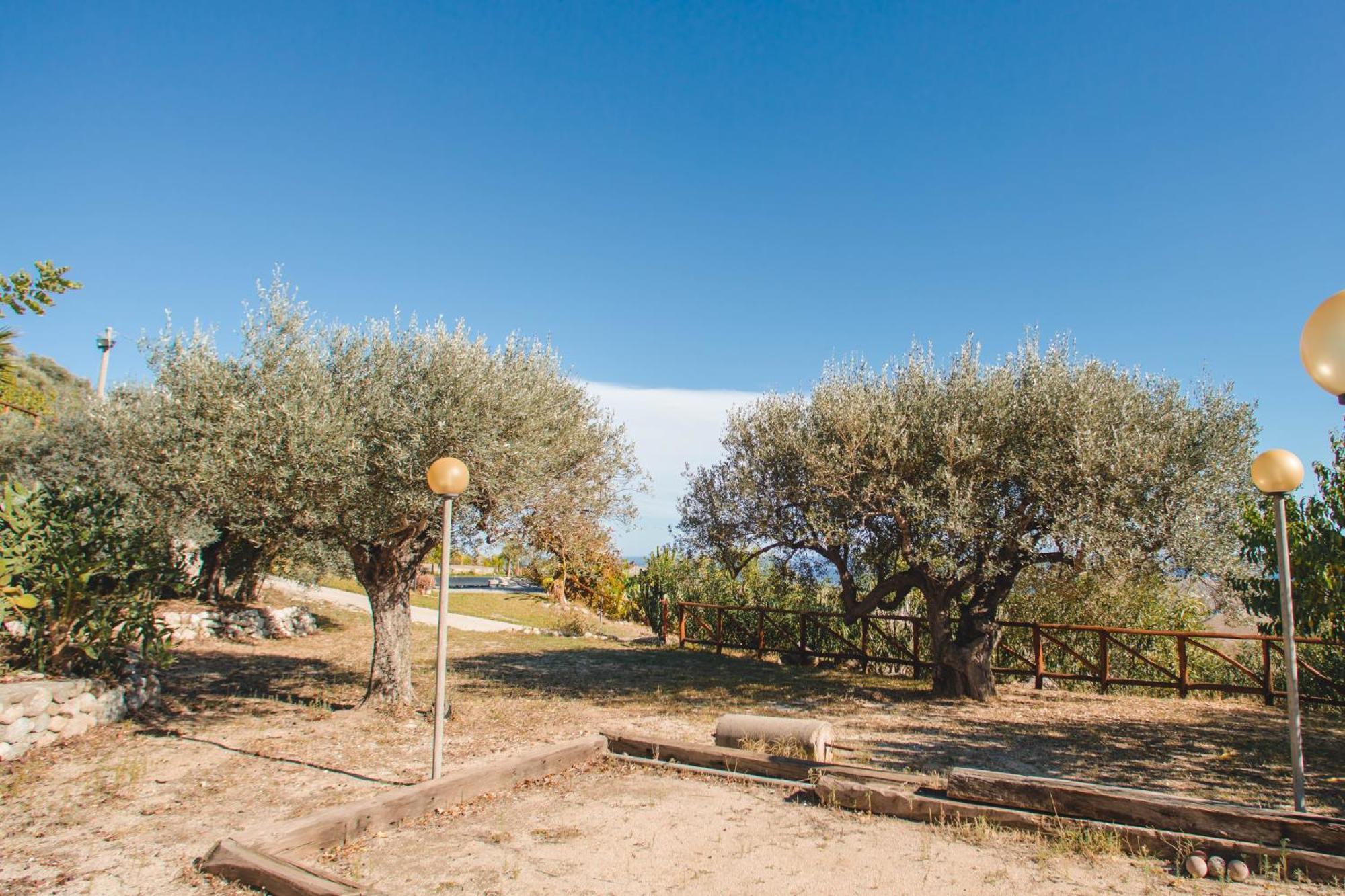 Calami - Villa Romeo - Private Apartments With Pool, Seaview & Olive Grove Santa Caterina Dello Ionio Marina Ngoại thất bức ảnh