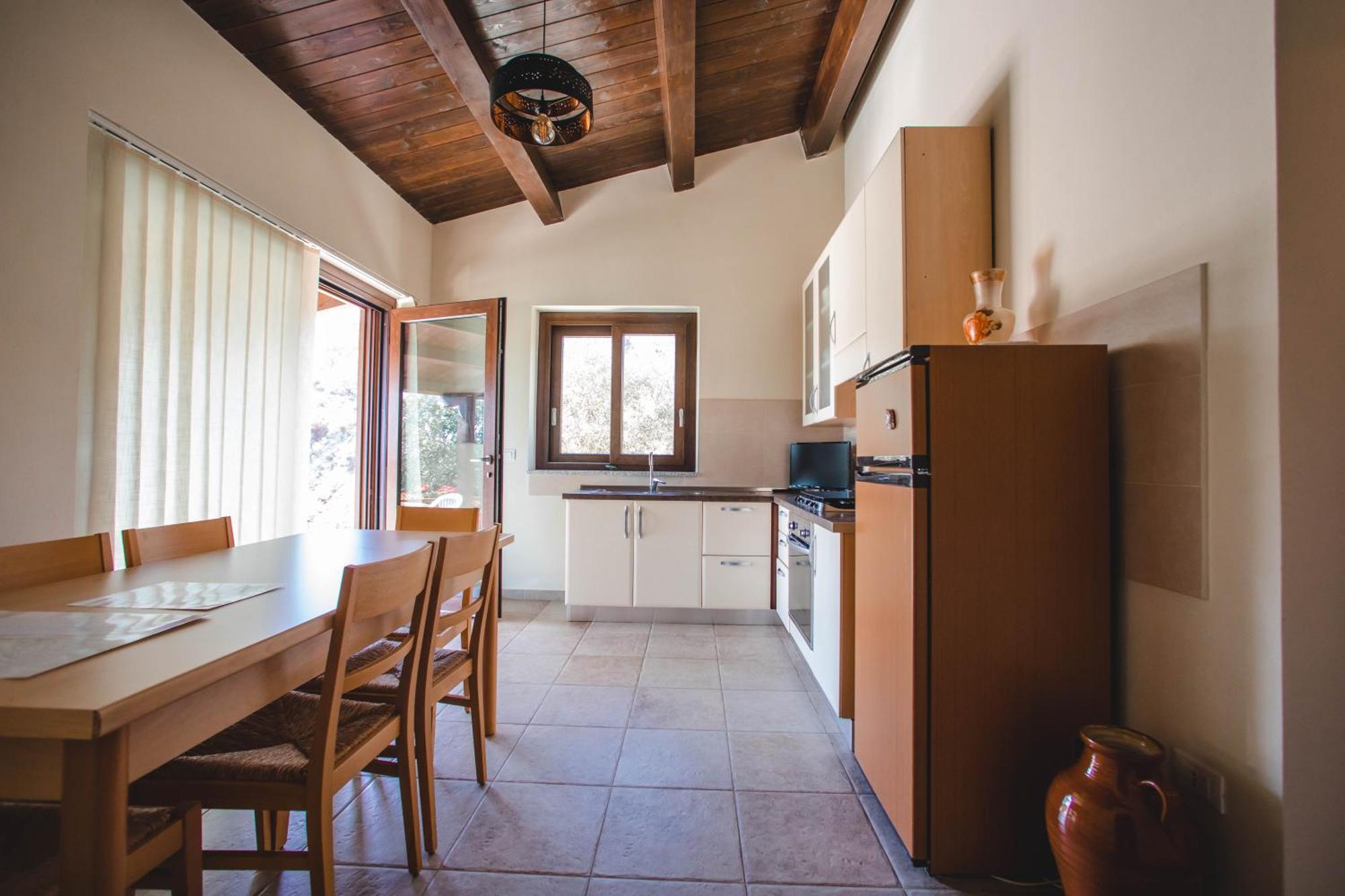 Calami - Villa Romeo - Private Apartments With Pool, Seaview & Olive Grove Santa Caterina Dello Ionio Marina Ngoại thất bức ảnh