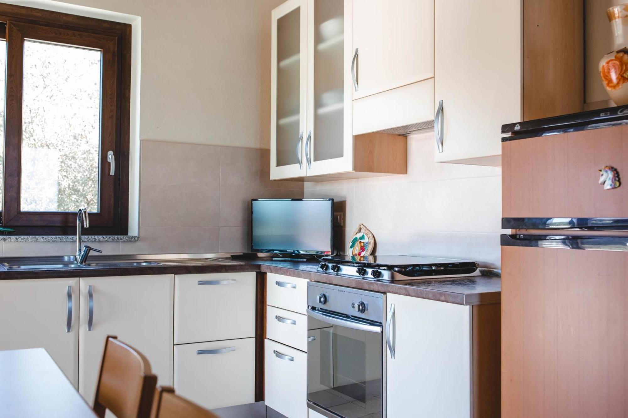 Calami - Villa Romeo - Private Apartments With Pool, Seaview & Olive Grove Santa Caterina Dello Ionio Marina Ngoại thất bức ảnh